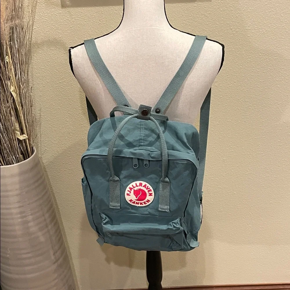 Fjallraven Kanken Frost Green Backpack - Picture 4 of 16